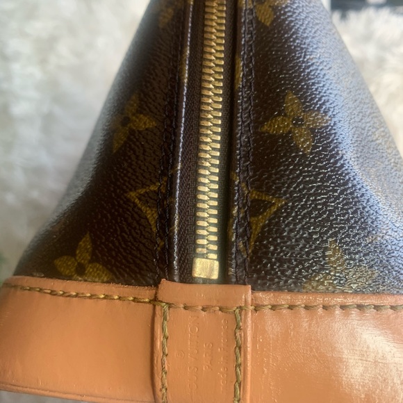 ❤️SOLD❤️Authentic Louis Vuitton Bag Alma PM - Picture 7 of 11